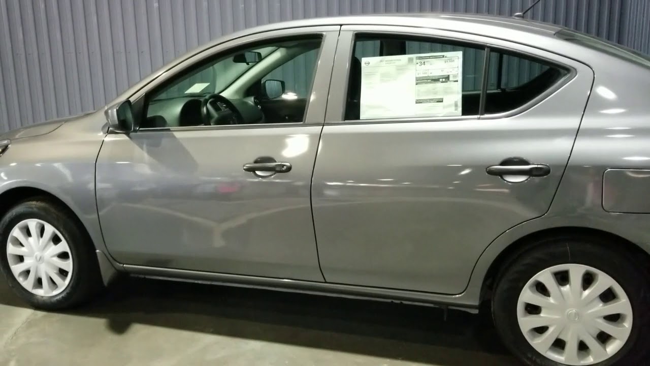 Sacramento Hmong New Year 2017-2018: 2017 Nissan Versa Miss Hmong CA 1st place prize