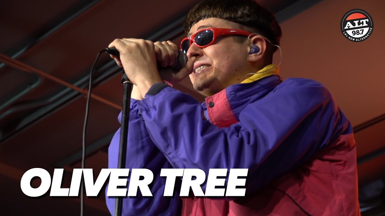 Oliver Tree Performs 