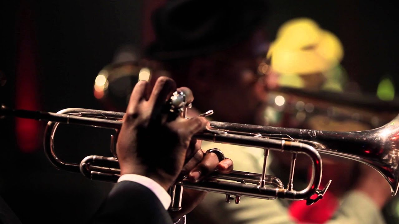 Curumin e os Aipins -  Master Blaster/ My Cherrie Amour (Stevie Wonder)
