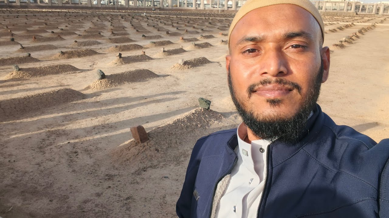 জান্নাতুল বাকী, যেখানে রয়েছে ১০ হাজার সাহাবীদের কবর। 