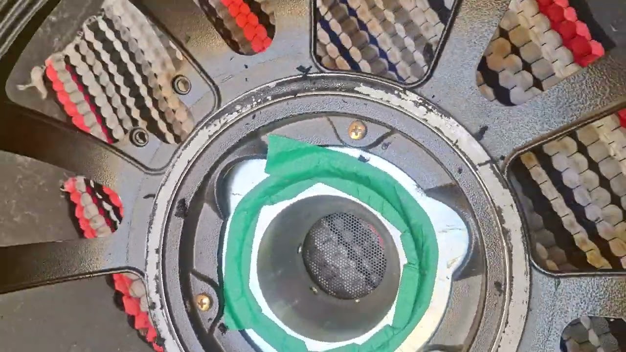 Como remover cola de alto falante  f&aacute;cil.