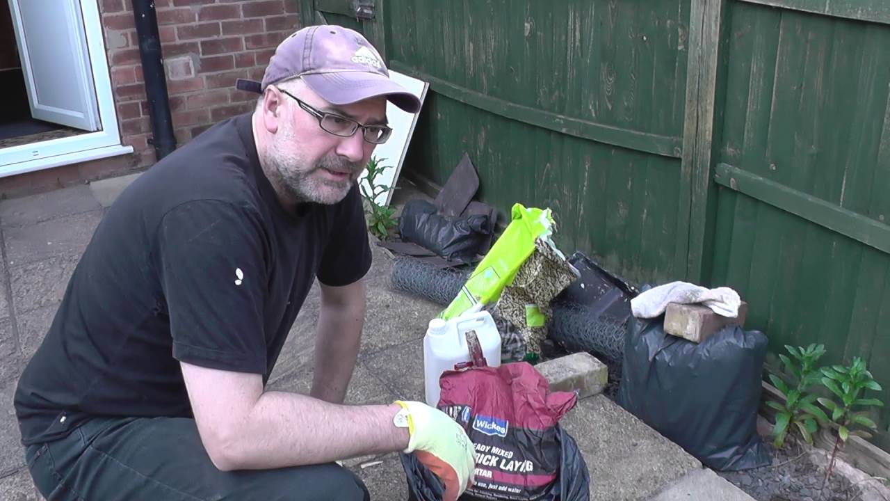 DIY: How to fill and repair large holes in walls