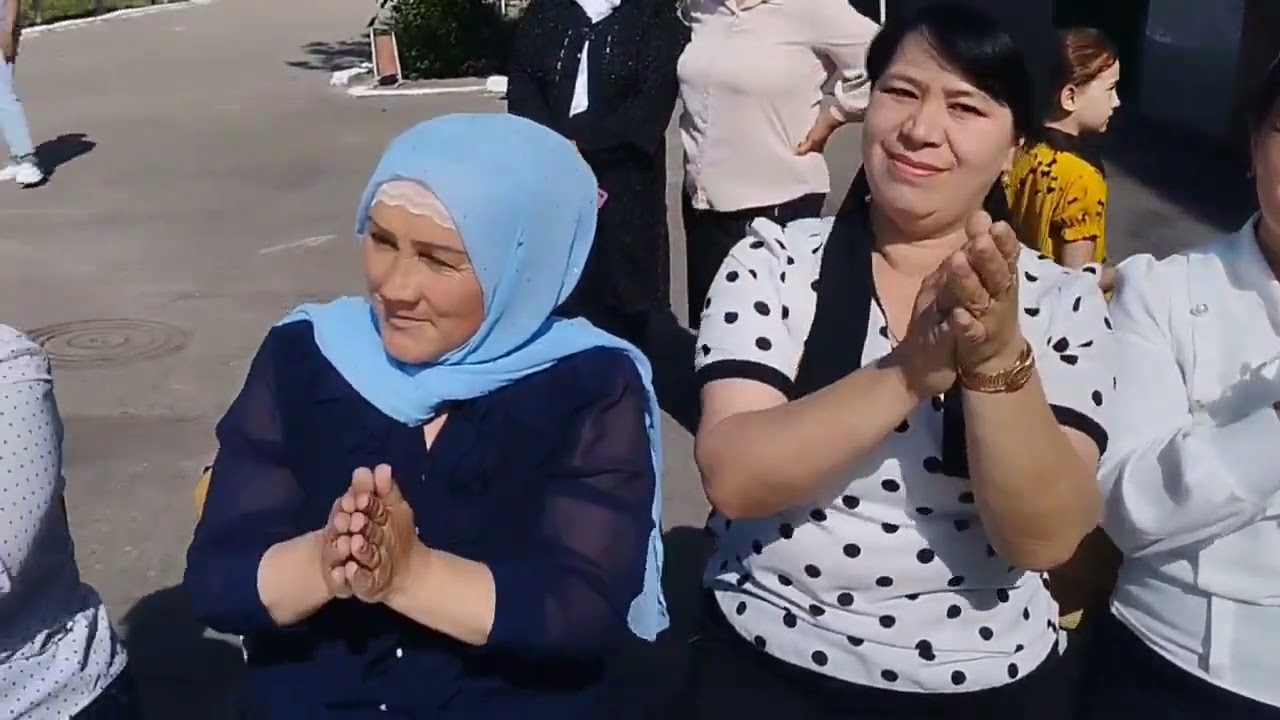 Andijon viloyati Qoʻrgʻontepa tumani 28-maktab 25 may bitiruv raqisi qizlar