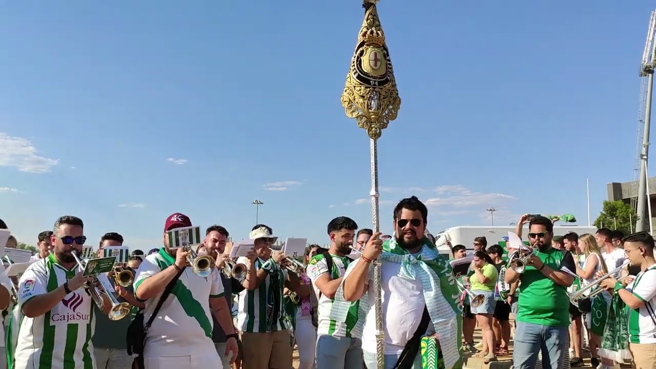 'Cristo de Gracia' puso música a la previa del ascenso del Córdoba CF