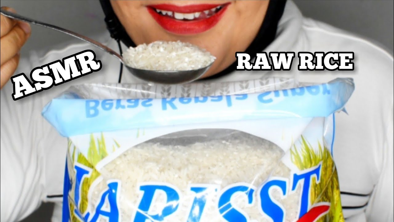 ASMR RAW RICE EATING|MAKAN BERAS DI KARUNG PLASTIK PAKE CENTONG |MAKAN BERAS MENTAH |ASMR INDONESIA