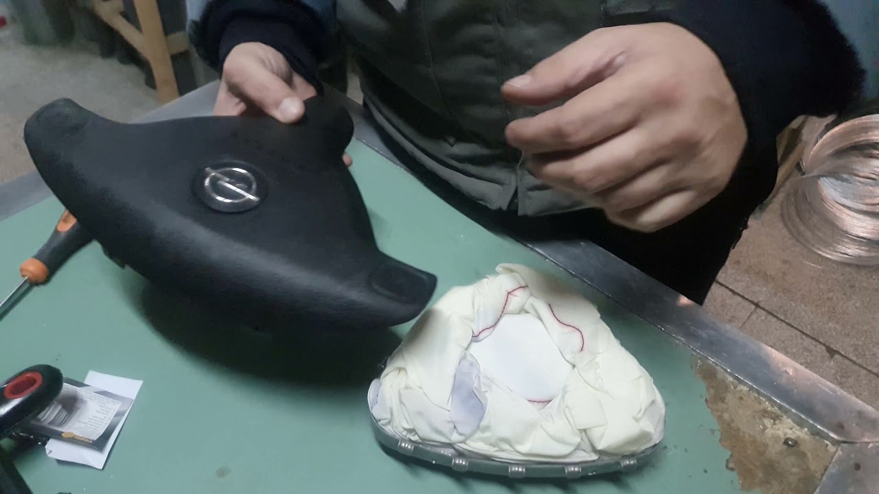 Opel Astra G zamena poklopca airbag\airbag cover replacement 4k video