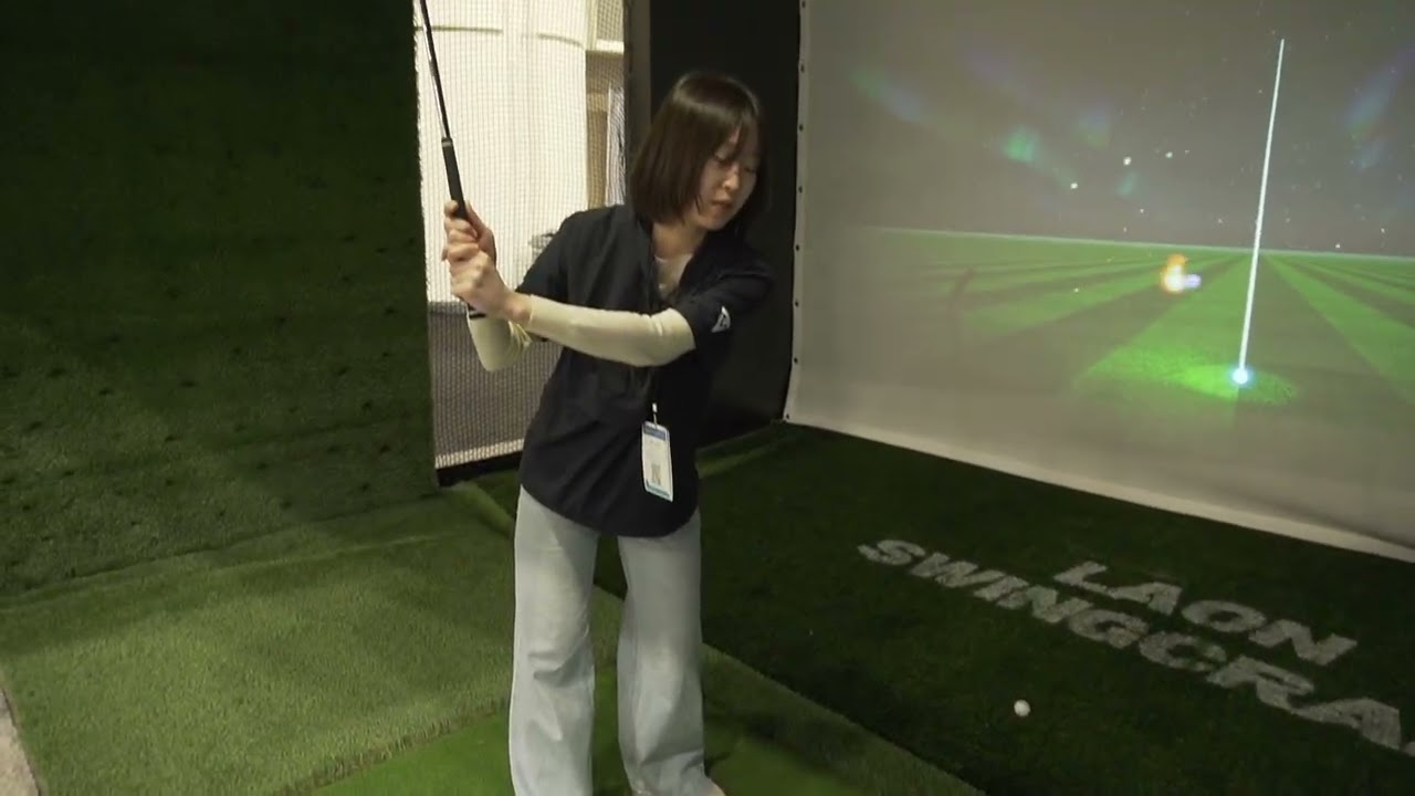 The World’s First AI-Powered Golf Self-Trainer? Using SwingEZ on Laon Swingcraft (PGA Show 2026)