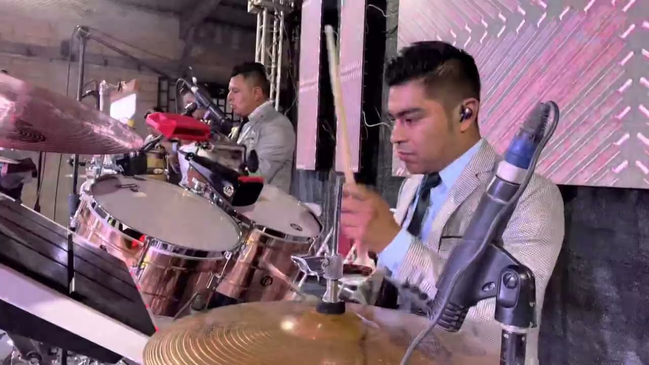Valle de lágrimas “Cumbia” Escogidos por el Espíritu Santo
