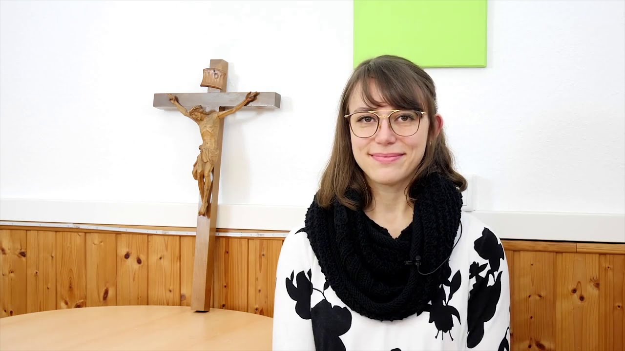 Erstkommunion - Das Kreuzzeichen (mit Teresa Hörner)