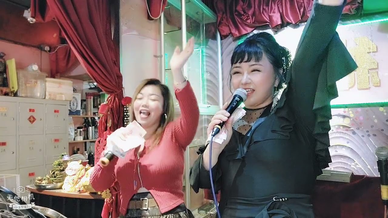 👄给我一百块✌️、可以不可以，🙏多谢超人婆婆大利是$点唱.