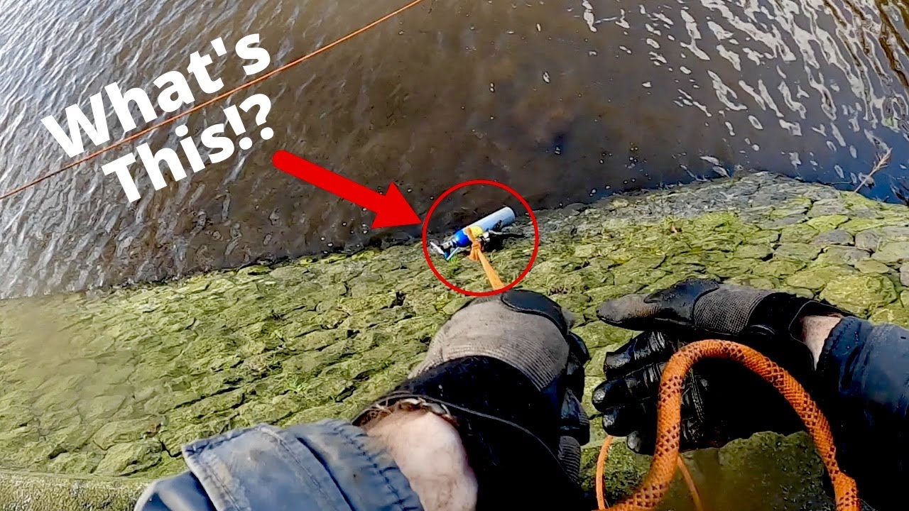 Only in Amsterdam!!! *Magnet Fishing*