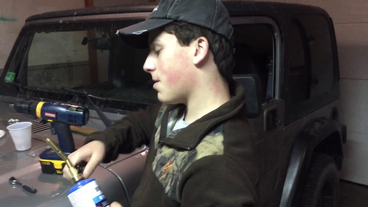 How to remove torx bolts from a Jeep Wrangler tj