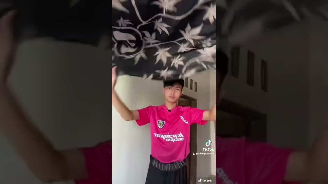 ORANG INDO PAKE BAJU MELAYU BE LIKE&hellip;&hellip;
