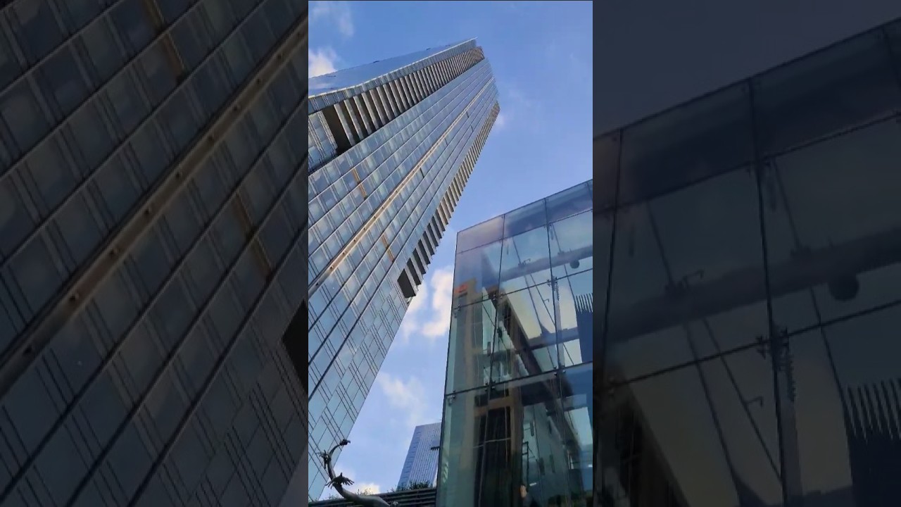Shangri-la 5 Star Luxury Hotel in Downtown Toronto Ontario Canada #luxuryhotel #toronto #5star