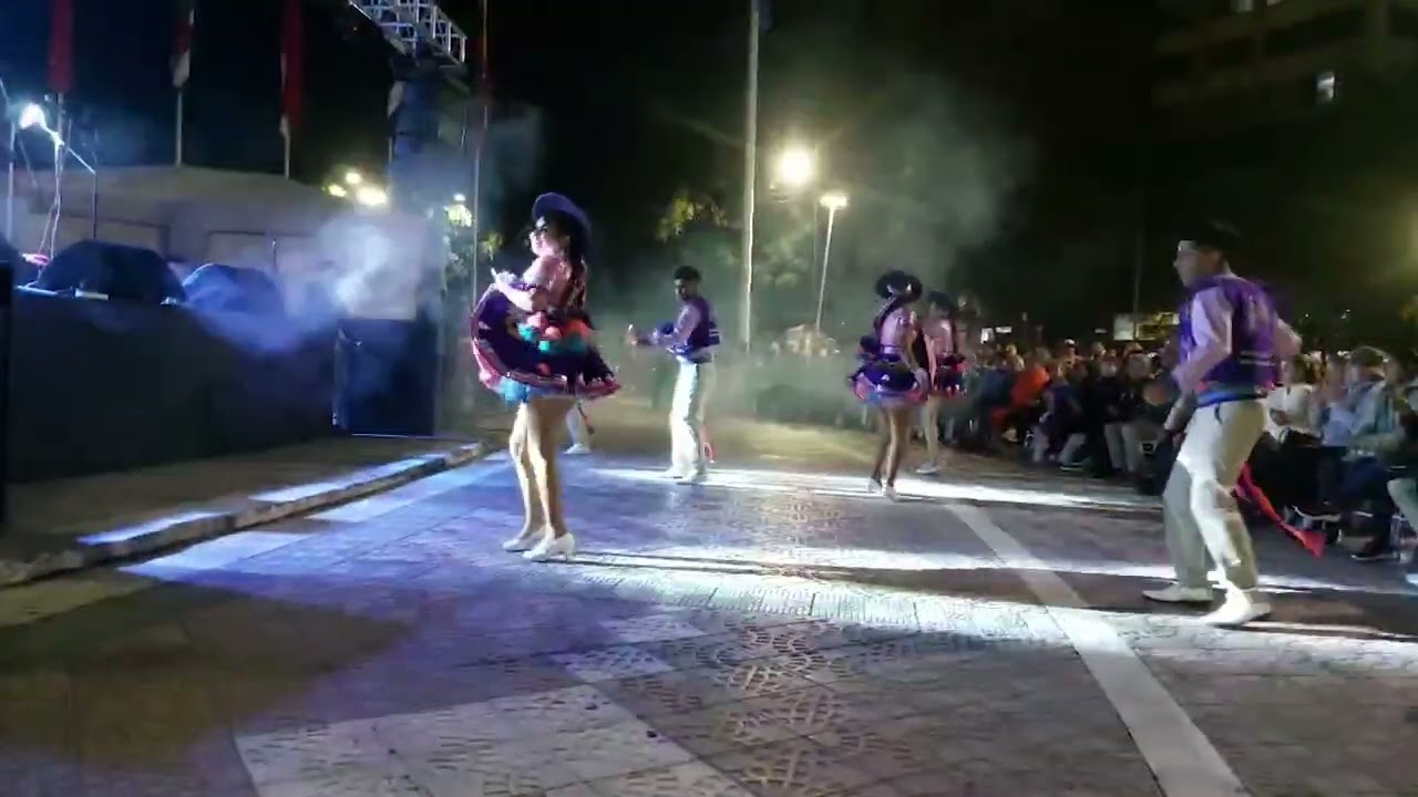 Festival del Salay en Cochabamba Bolivia. Presente Salay Sayari Bolivia
