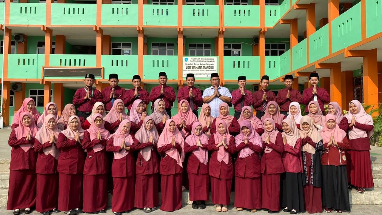 Kenalan Yuk! Bersama Ms Mr SDIT Bahana Mandiri TP 2023/2024