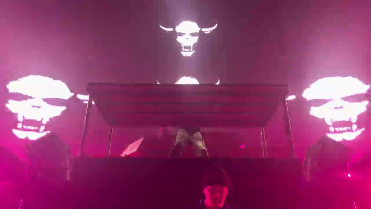 ISOxo Hard Core Diva @ Cow Palace 