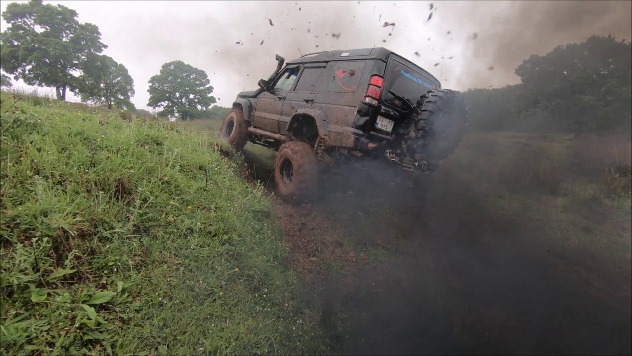 Land Rover Discovery TD5 - 37''   **Rainy OFF-ROAD day**