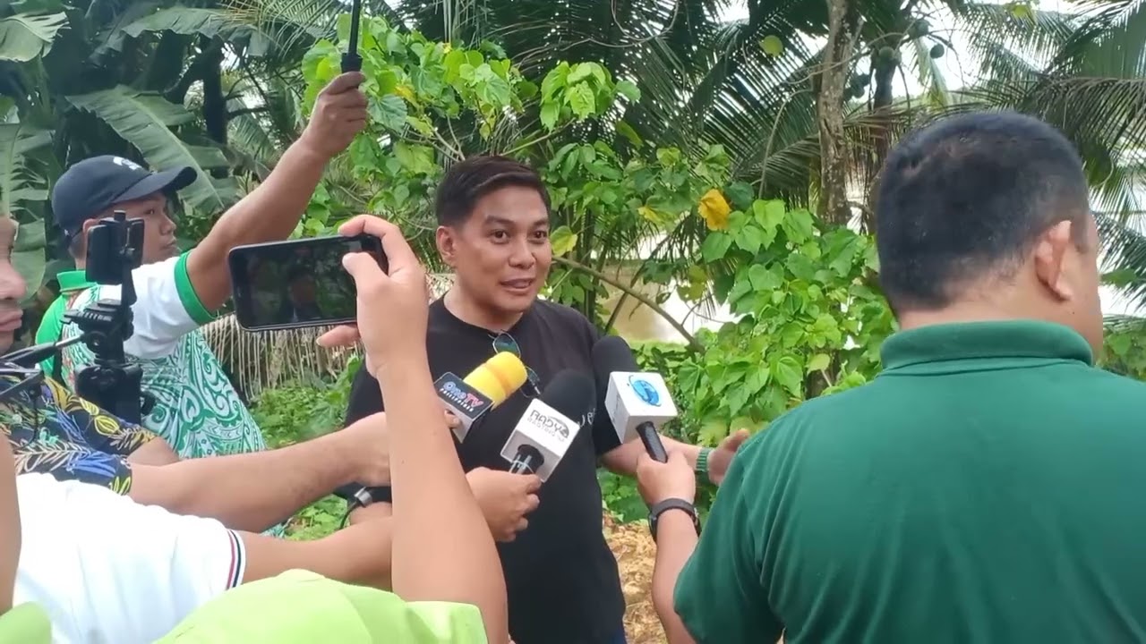 Ipinahayag ni Mayor Balong ang kanyang pagkadismaya sa isang proyektong kalsada sa kanilang bayan.