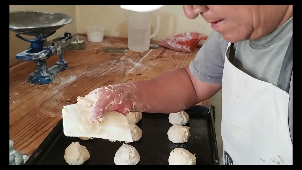 RICO PAN LLAMADO GOTA, SUPER DELICIOSO DE LA PANADERIA MEXICANA.
