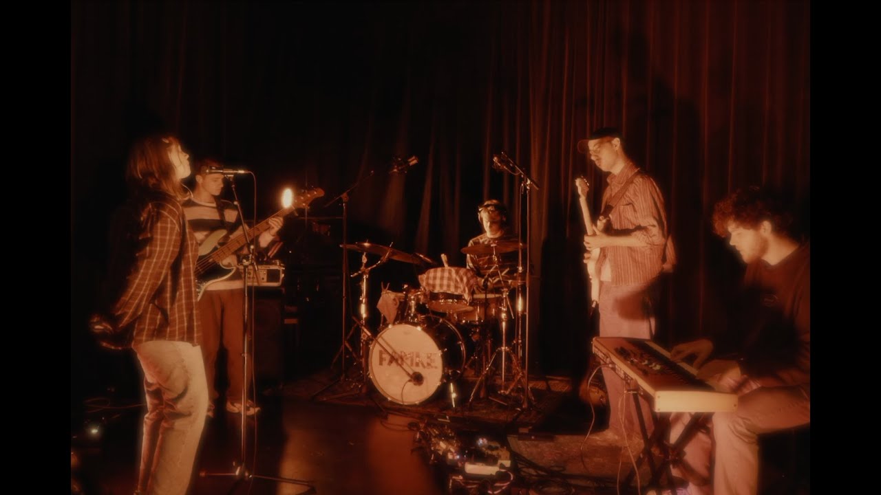 FAMKE - Blijf Zacht (LIVE)