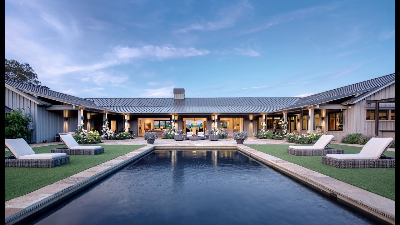 Ginger Martin Presents | Napa Valley Vineyard Compound