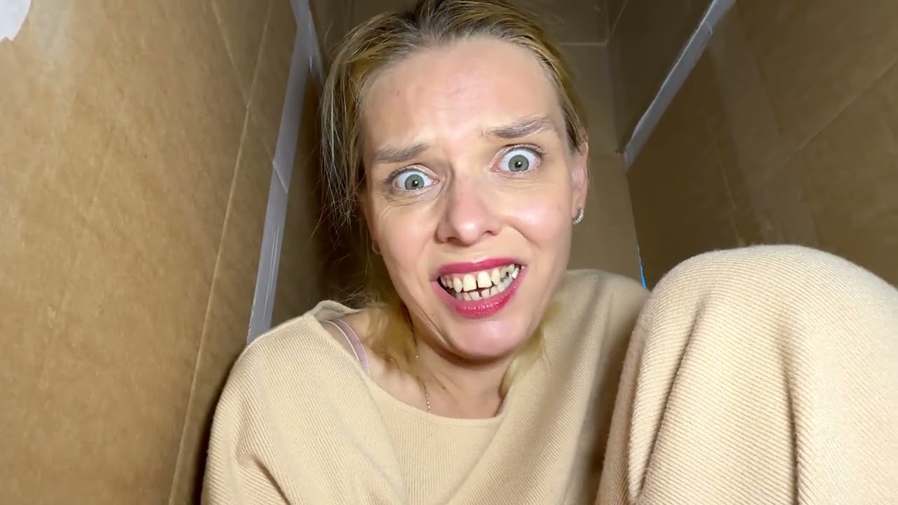 Partea 2 👻 Ne ascundem de MONȘTRI în CUTII 🎃