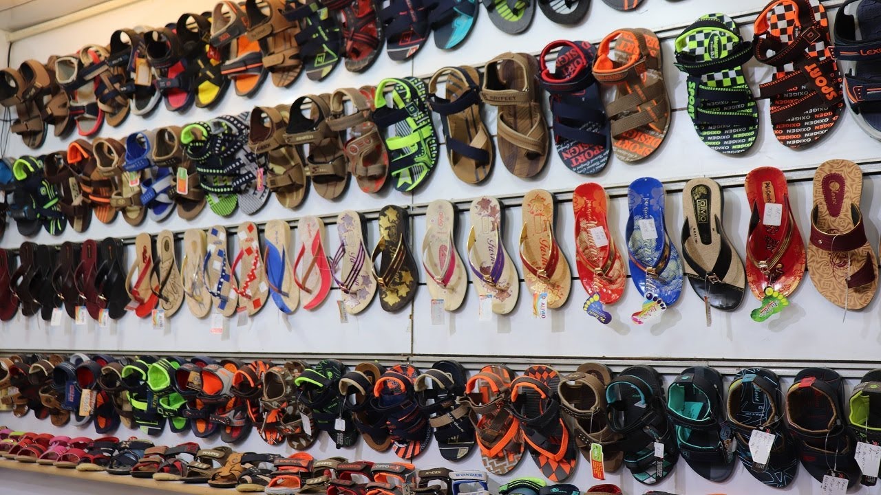 घर बैठे ऑर्डर करे रु12 से चप्पल ! Wholesale Footwear Market in Delhi ! Inderlok Chappal Market