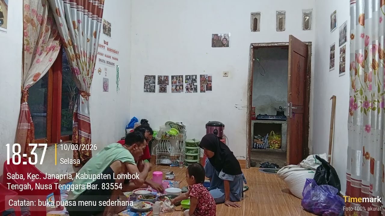 Buka puasa penuh berkah. 