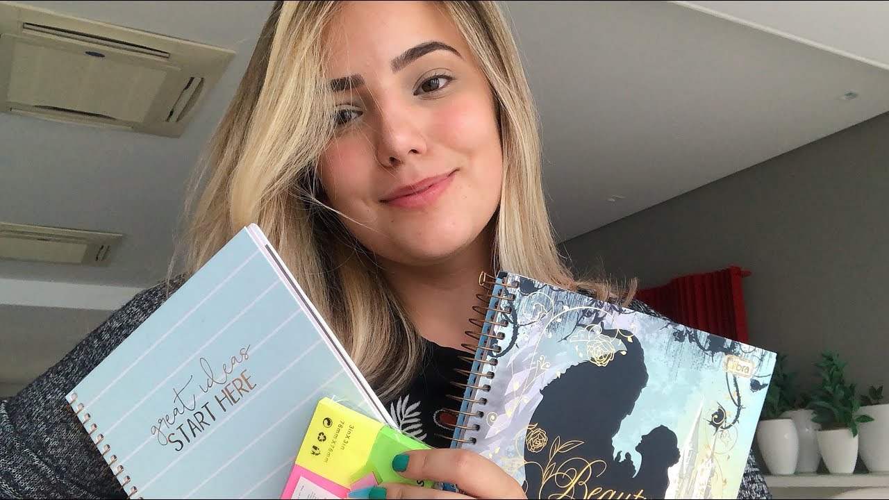 Meu material escolar da FACULDADE 💙 - Milena Paiva