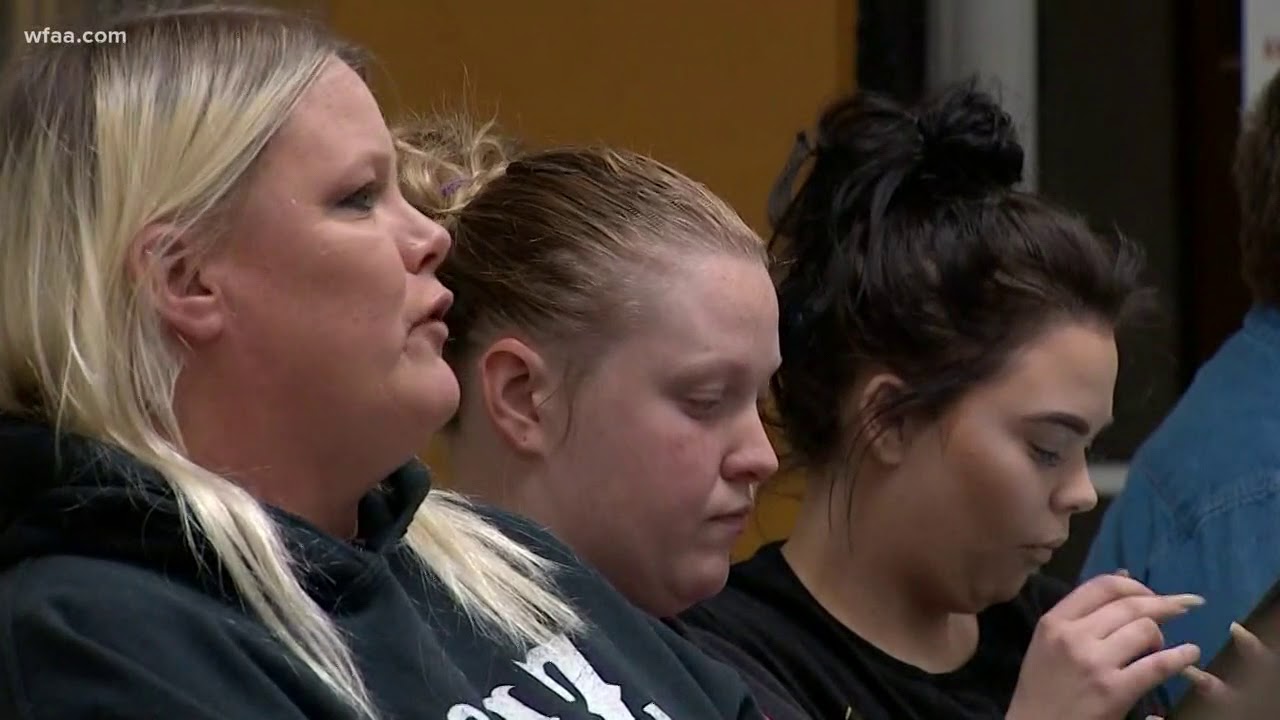 Parents demand answers after school shooting in Italy, Texas