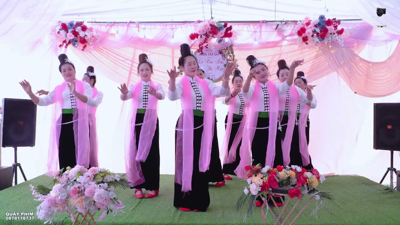 ĐIỆU MÚA XEM 1000 LẦN KO CHÁN ĐỘI MÚA ĐẾN TỪ SƠN LA THỂ HIỆN TẠI LMTG [ LÒ VĂN SƠN - LÒ THỊ HẶC ]