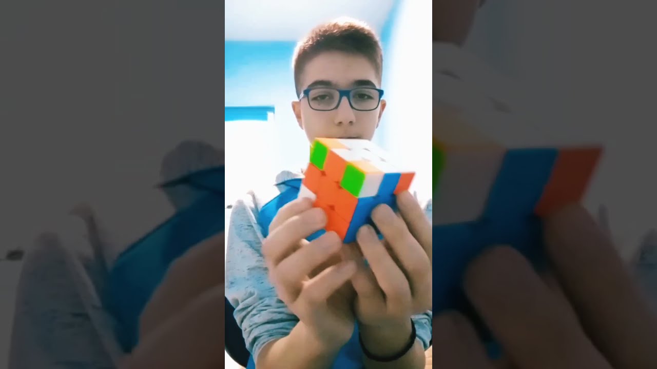how to solve a 3 by 3 in 2 moves 💥 popular toys #shorts #rubikscube #respect #viral