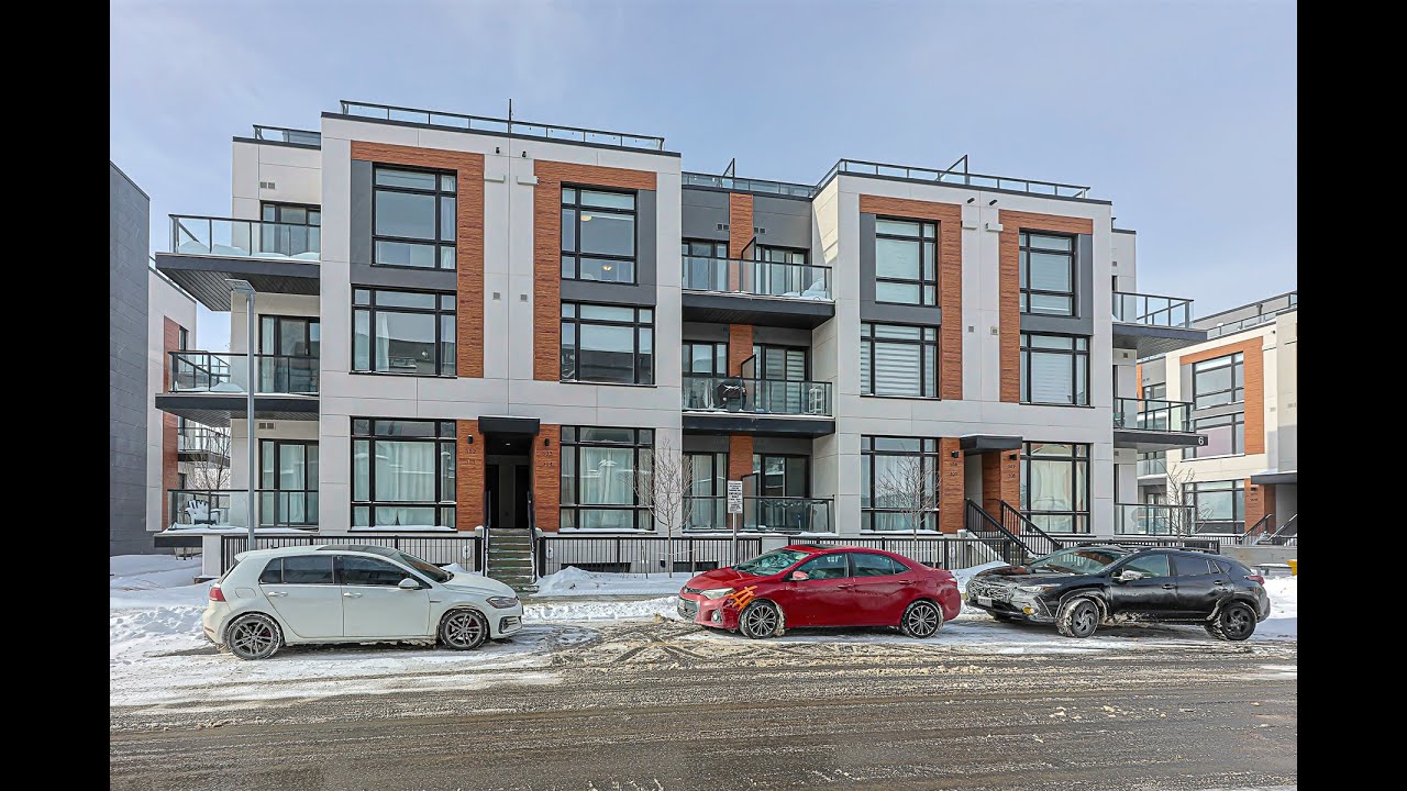 6 Steckley House Lane, Richmond Hill