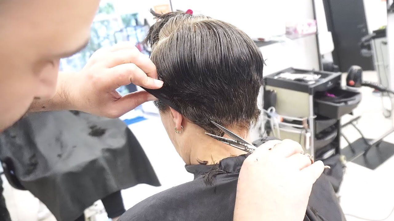 OLDER WOMEN HAIRCUT - STACKED PIXIE BOB CUT WITH UNDERCUT