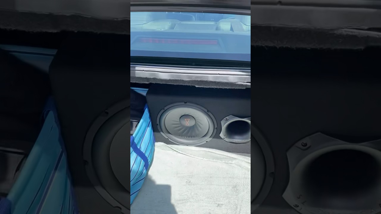 Infiniti G25 With A 12&rdquo; JBL Powered Subwoofer 💪🏽 #trending #bass #subwoofer #shorts