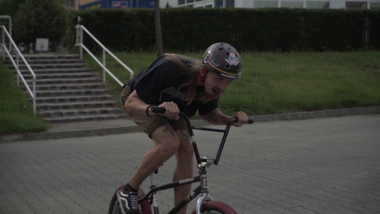 Oliver Farkas 2018 for Cult&Velvartbmxshop