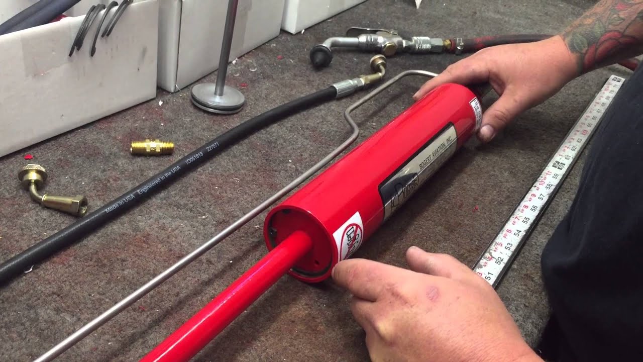 15x Strut Pump Maintenance - Aircraft Maintenance