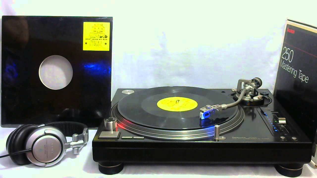 STEREO M. D AND D.J WEASUL - DON´T MAKE ME MAD