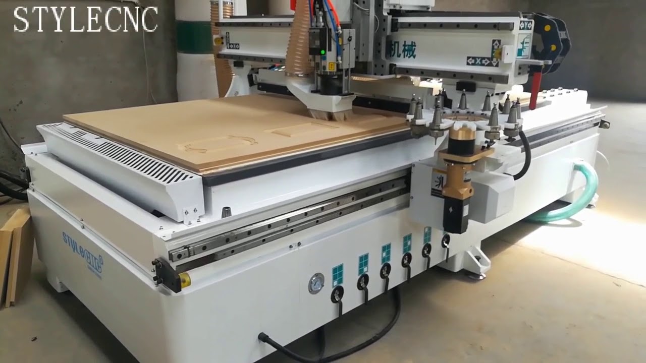 2018 Automatic tool changer CNC wood router machine for wood working video