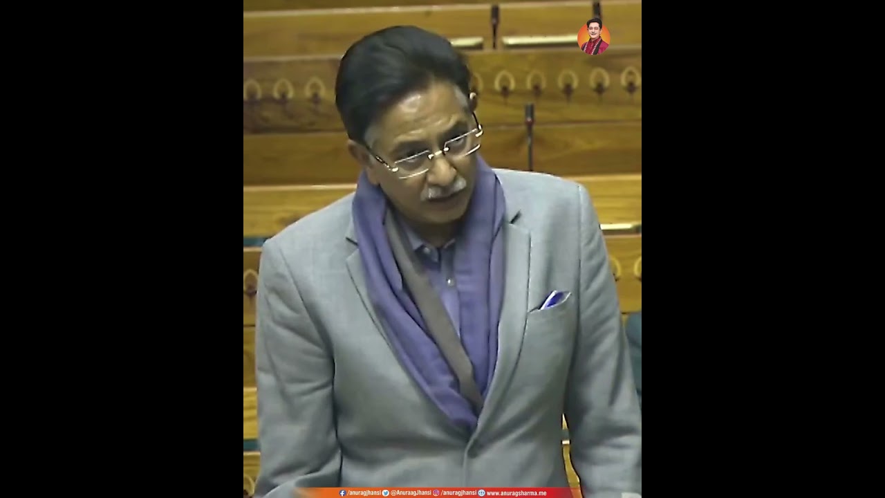 झाँसी लोकसभा की हज़ारो एसएचजी महिला उद्यमियों की समस्याओं और आवश्यकताओं को मजबूती से उठाया।