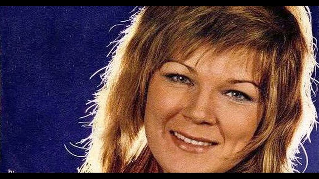 FRANCE HITS VOL 4 - Anne-Marie David, tu te reconnaitras - Christian Vidal, Angélique.