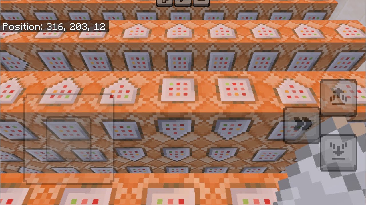 ￼ I am playing Minecraft as God!￼