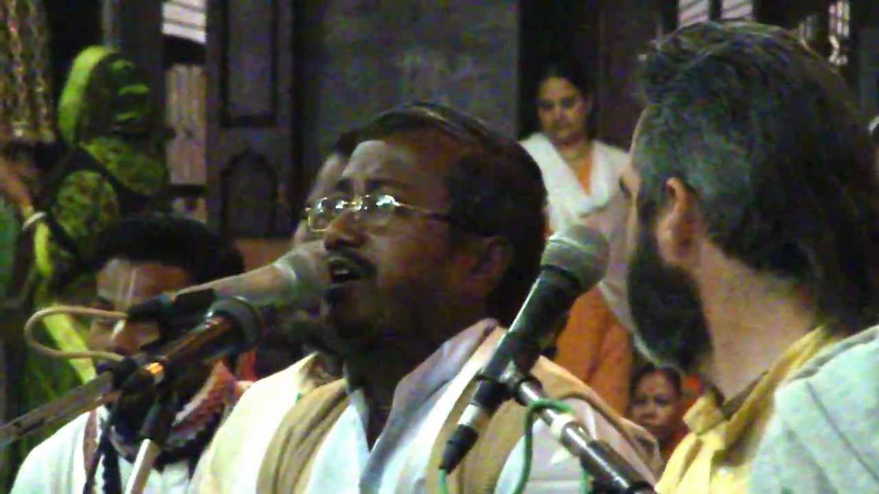 Krishna das kirtan on the big stage with memorable sweet singing.....