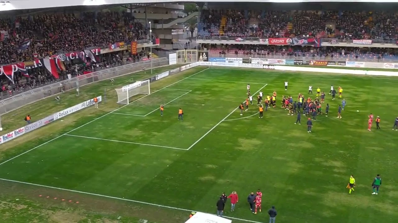 VIDEOTIFO Samb-Teramo, i minuti finali e l'esultanza per la vittoria