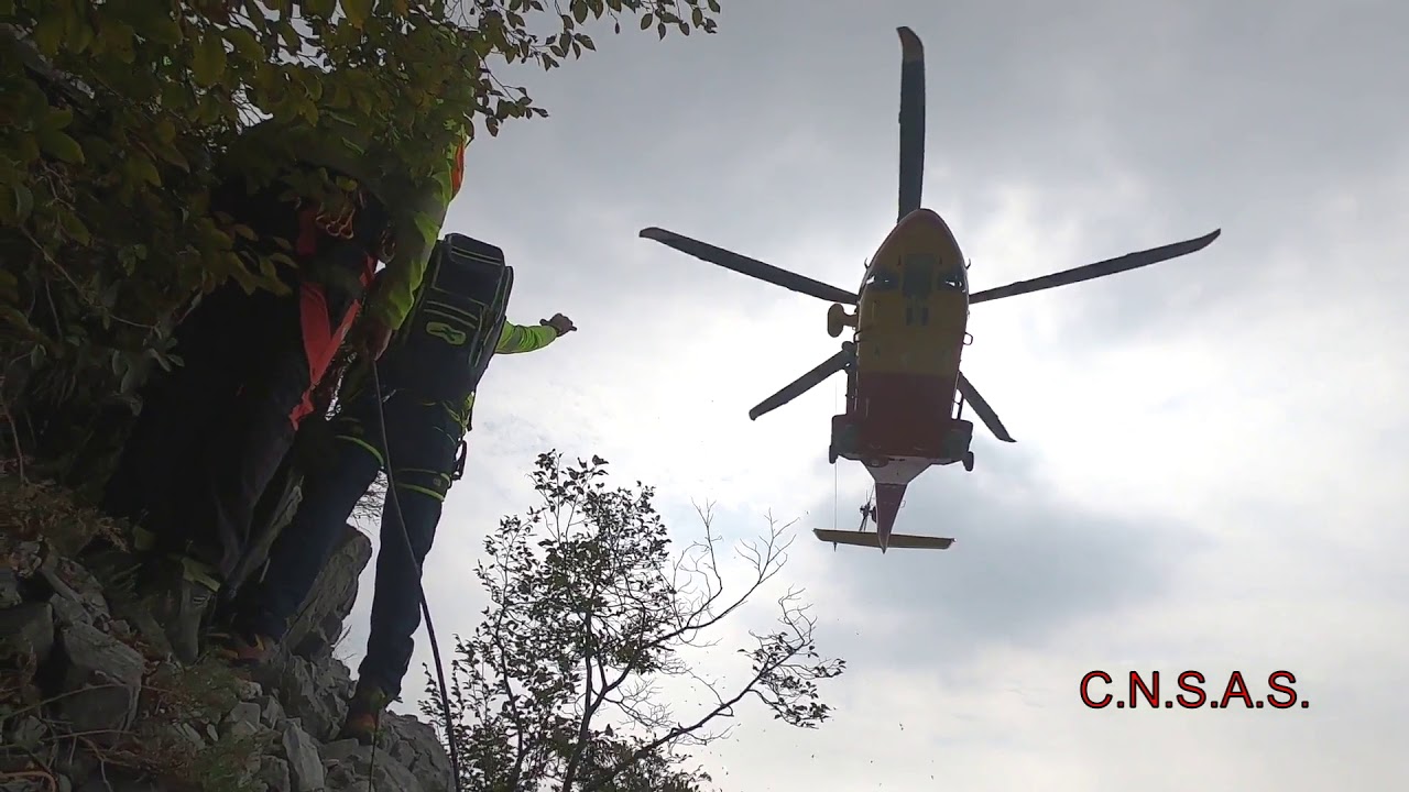 Infortunio sulla ferrata del Medale, l'intervento dell'elisoccorso