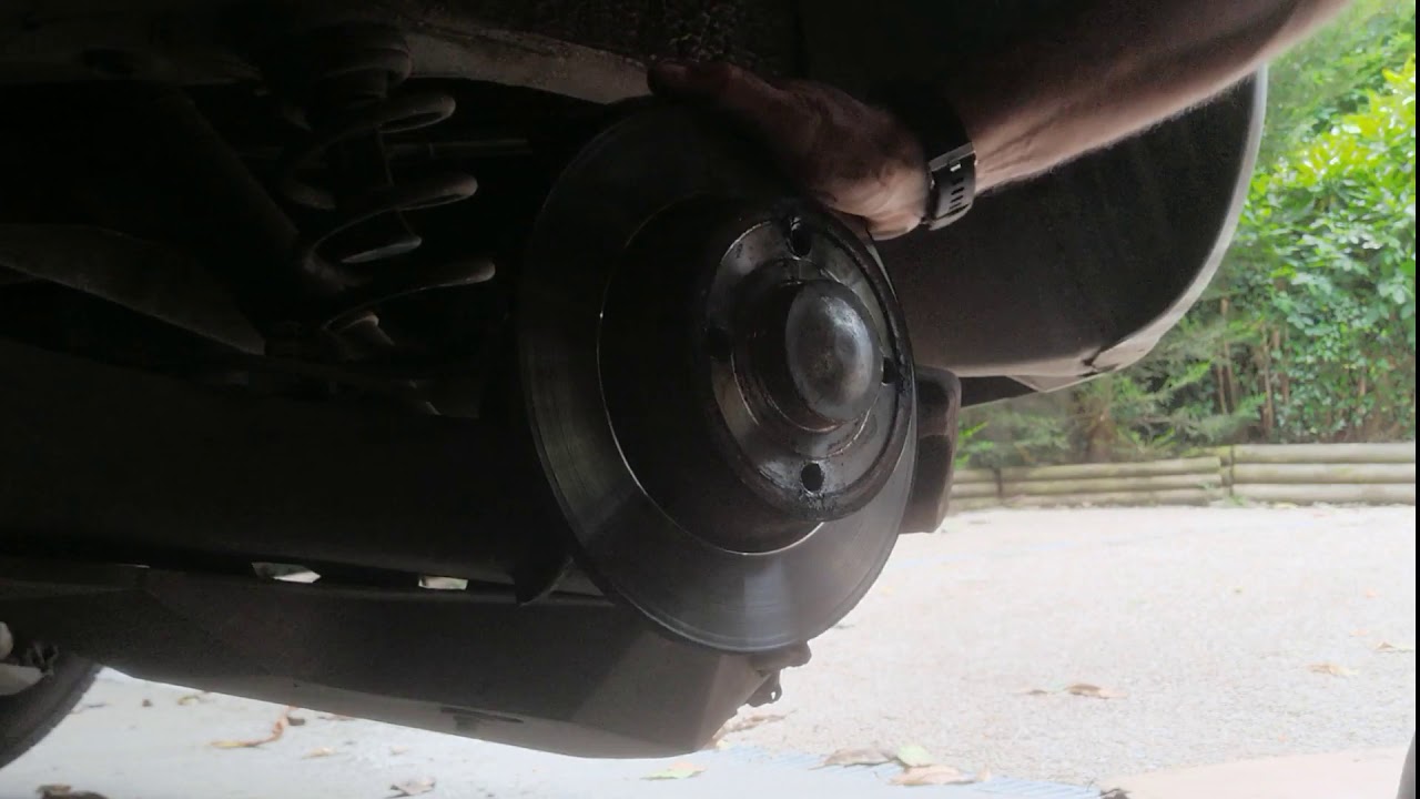 Megane 2 changement disques plaquettes arriere