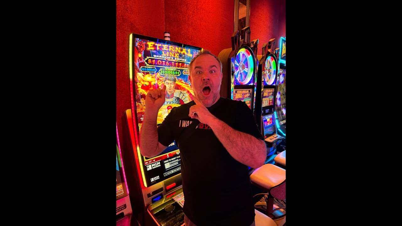 🛑 LIVE | Vegas Isn&rsquo;t Ready for a MR. HAND PAY Livestream!