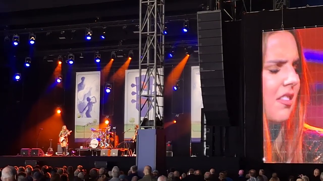 Ally Venable Band - Lenny - Holland International Blues Festival (HIBF) te Grolloo op 15 juni 2024.