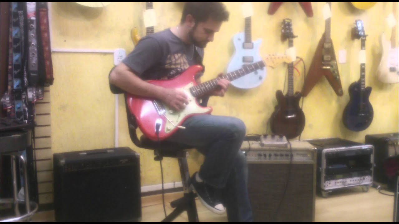 Bludotone Mordecai com Fender Strato 59 Relic CS e Klon Centaur